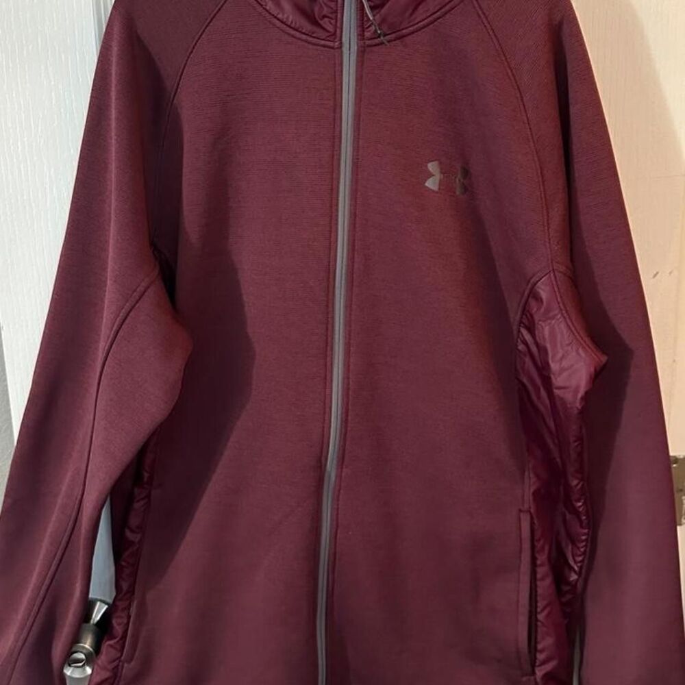 Under-armour Men's Burgundy  Hoodie